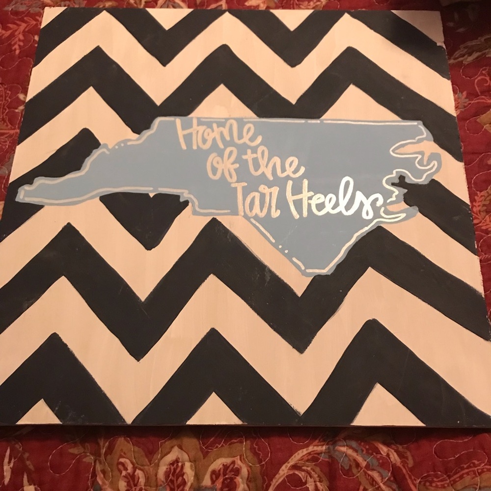 North Carolina Tar Heels Sign